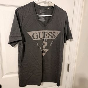 Guess Tshirt